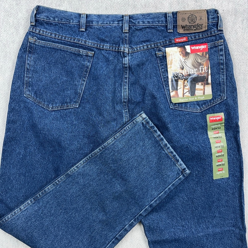 Wrangler Jeans Men 40x32 Regular Fit Straight Med Wash Five Star Flex Denim NEW